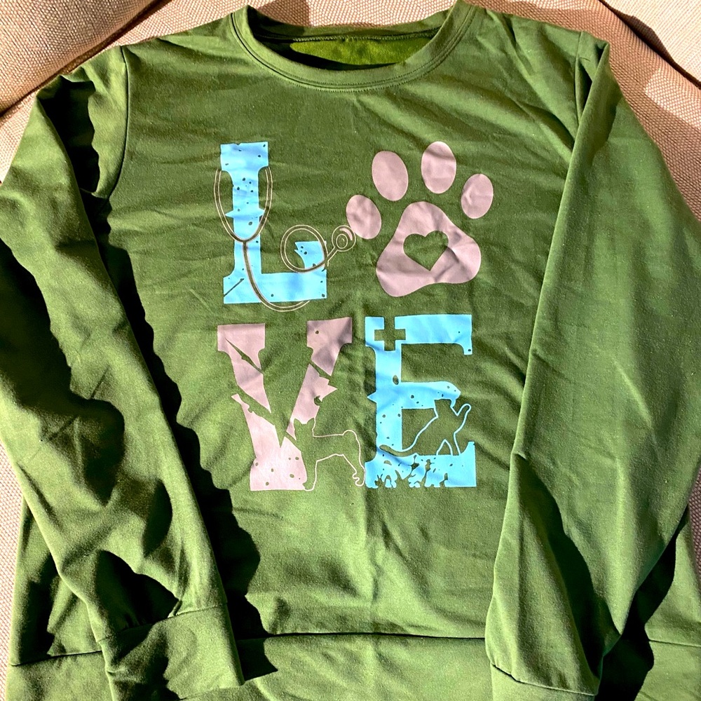 Animal love sweatshirt